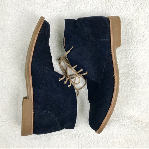 mens navy blue chukka boots